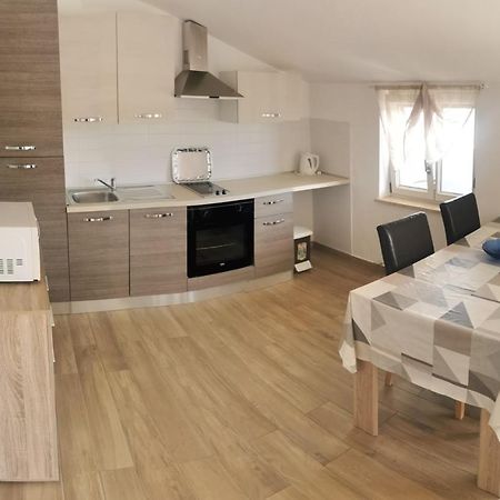 Apartments Slisko Porec Luaran gambar