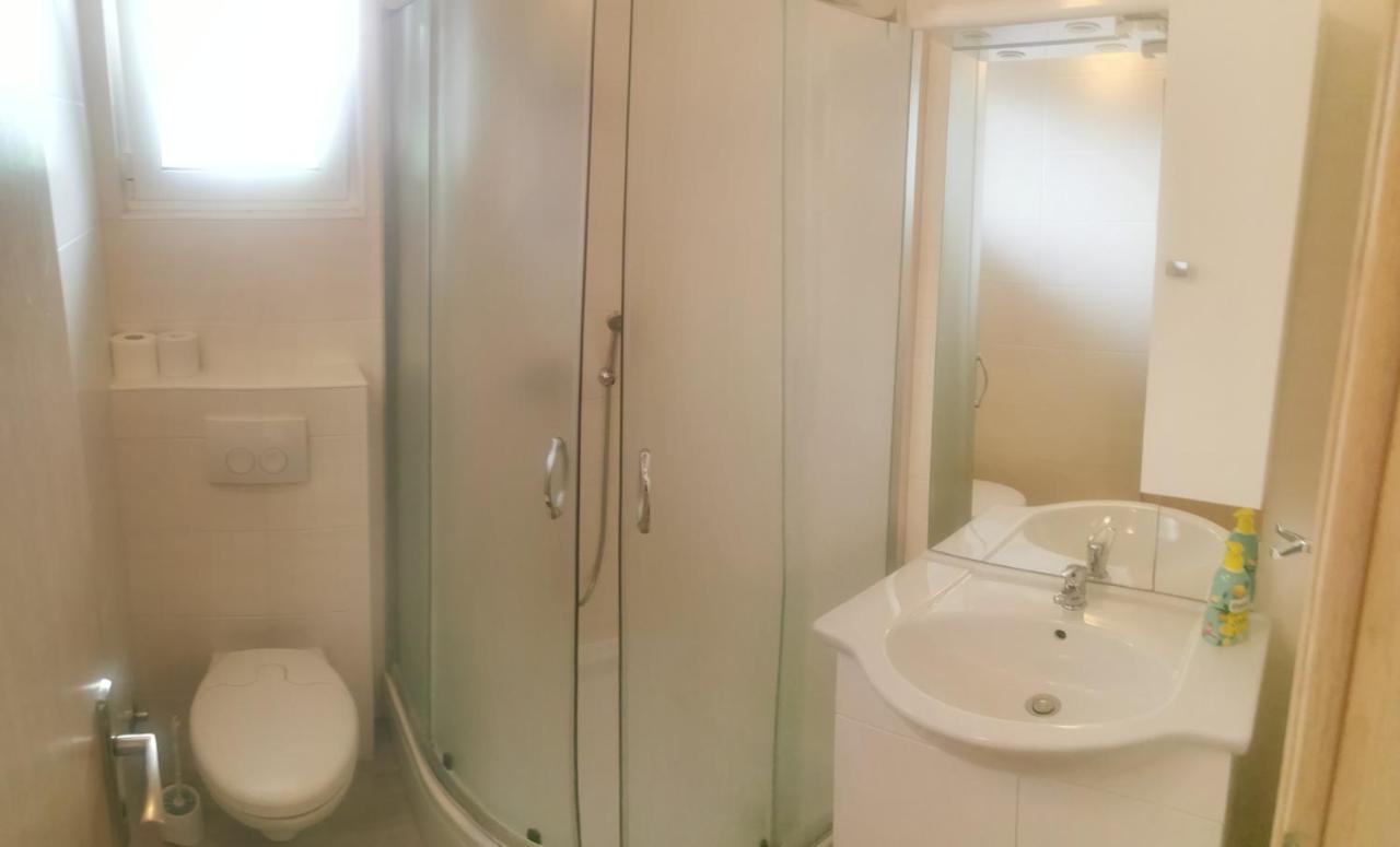 Apartments Slisko Porec Luaran gambar